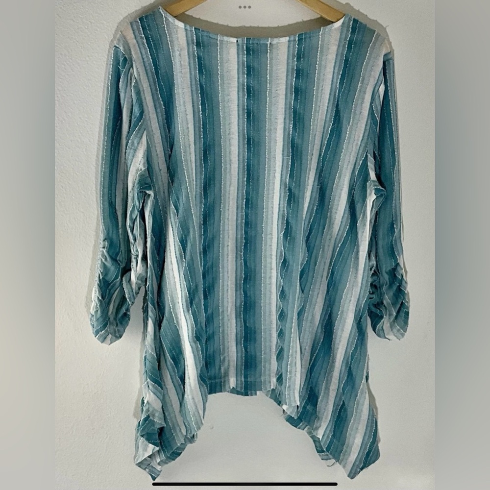 Premise Blue White Blouse Top Shirt Women's Size XL 3/4 Sleeve V Neck A97 - Picture 2 of 5
